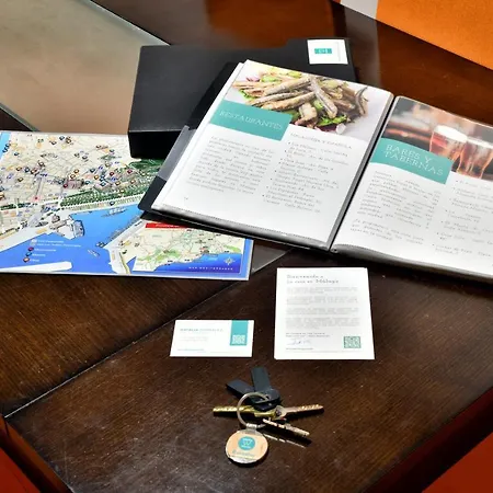 Wonderstays La Estacion Apartment