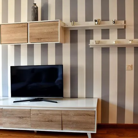 Apartment Wonderstays La Estacion