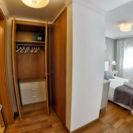 Wonderstays La Estacion Apartment